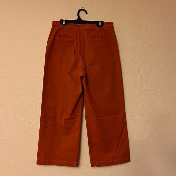 Forever 21 Burnt Orange Cropped Twill Capri Pants - Picture 6 of 9